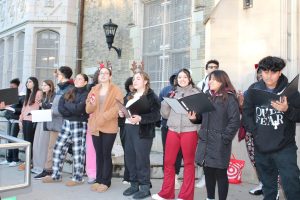 This morning students were greeted by the courier to spread the Christmas spirit